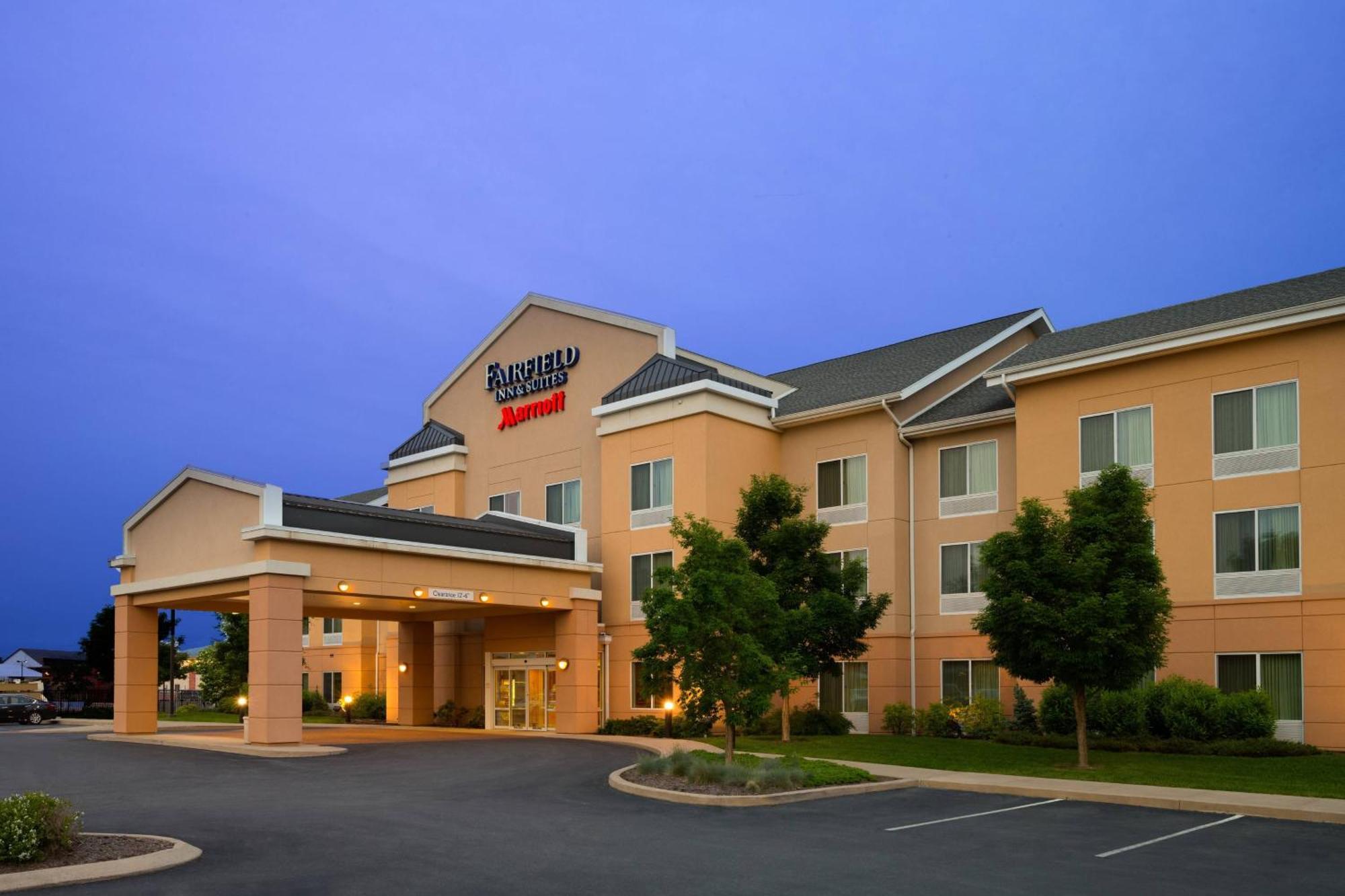 Fairfield Inn & Suites Lock Haven Exterior foto