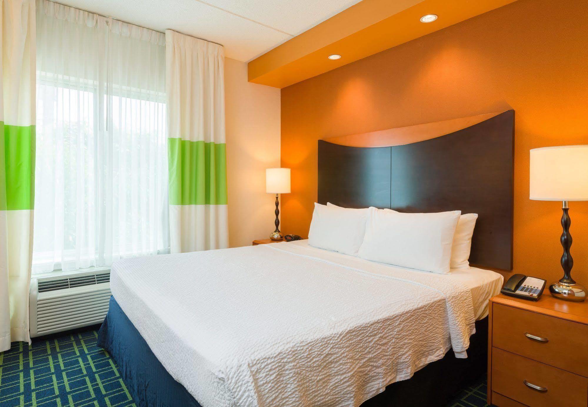 Fairfield Inn & Suites Lock Haven Exterior foto